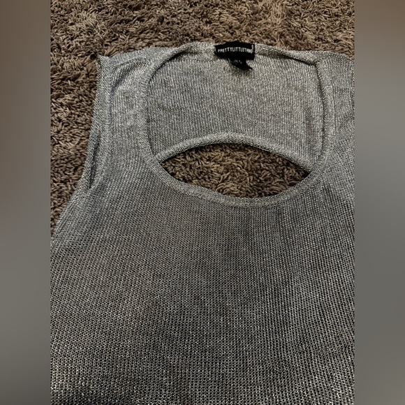 Metallic Mesh Top - Picture 2 of 4